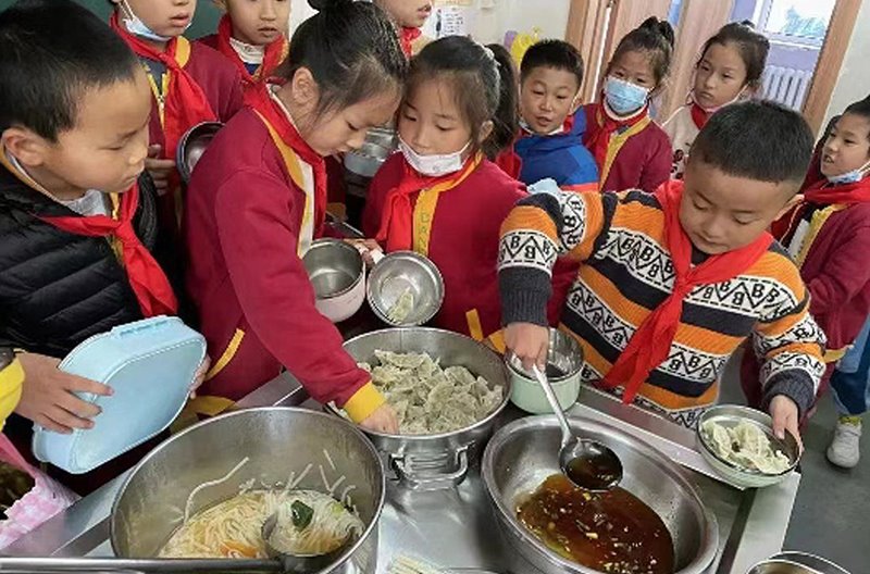 Quality and Equal Education at Pu Gong Ying  (Dandelion) Middle School