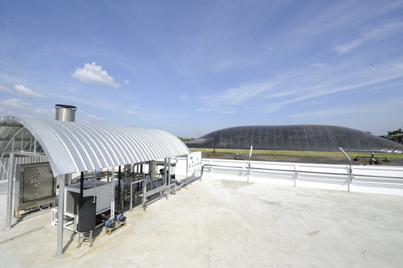 Layer Chicken Complex under Zero Waste Concept